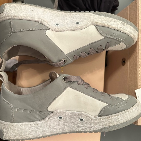 White and grey Golden Goose sneakers - Picture 4 of 4